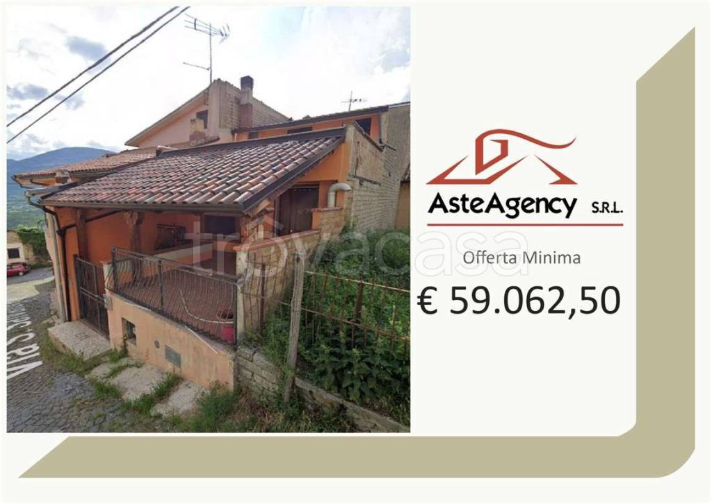 casa indipendente in vendita a L'Aquila in zona Sassa