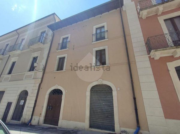 casa semindipendente in vendita a L'Aquila in zona Centro Città