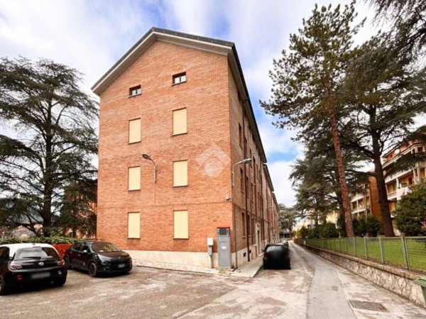 appartamento in vendita a L'Aquila in zona Centro Città