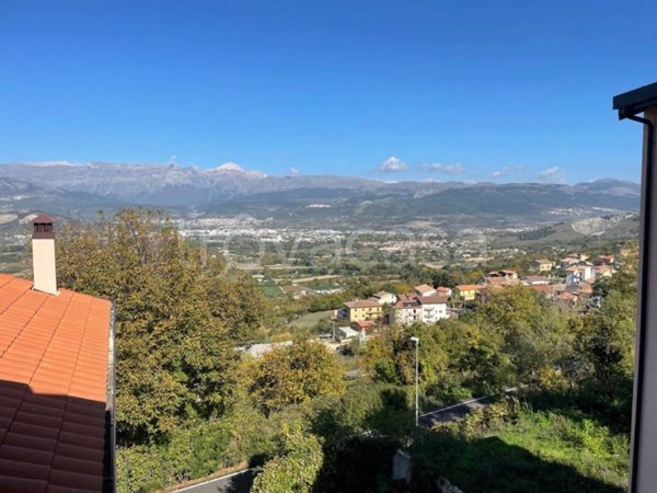 casa indipendente in vendita a L'Aquila in zona Monticchio/frazione Bagno