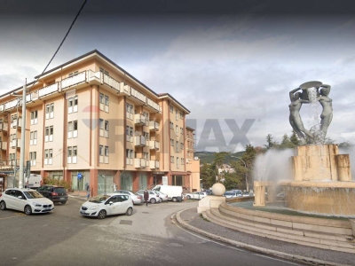 ufficio in vendita a L'Aquila in zona Centro Città