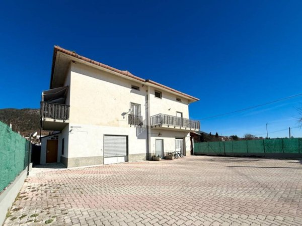 appartamento in vendita a L'Aquila in zona Cansatessa