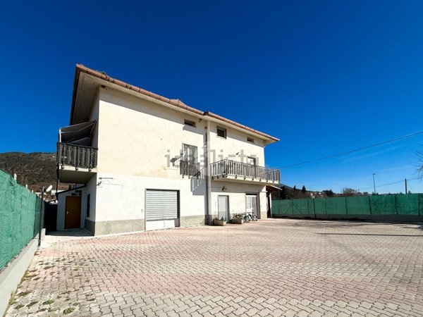 appartamento in vendita a L'Aquila in zona Cansatessa