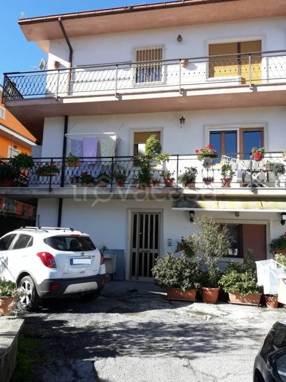 appartamento in vendita a L'Aquila in zona Monticchio/frazione Bagno