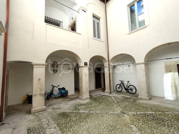 appartamento in vendita a L'Aquila in zona Centro Città