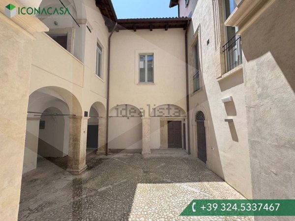 appartamento in vendita a L'Aquila in zona Centro Città