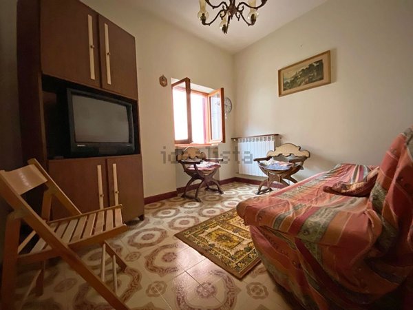 casa indipendente in vendita a L'Aquila in zona Filetto