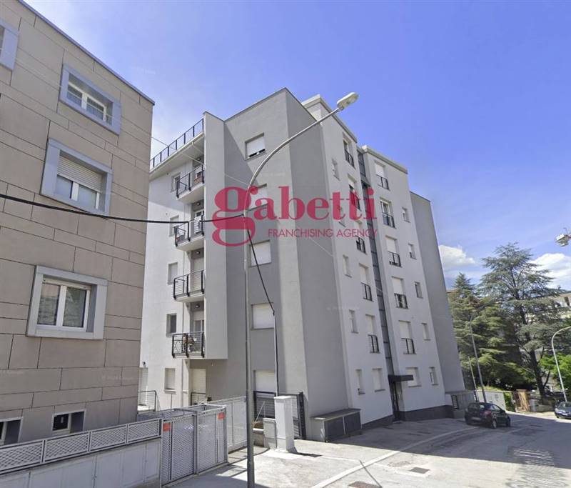 appartamento in vendita a L'Aquila in zona Centro Città