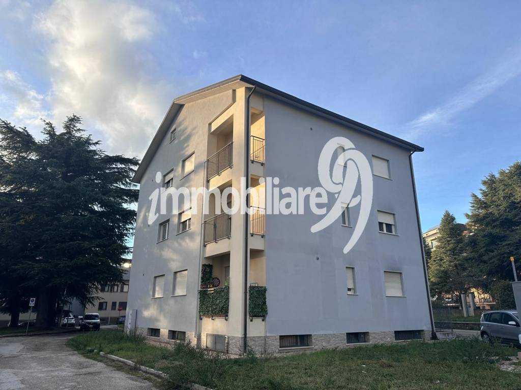 appartamento in vendita a L'Aquila in zona San Sisto