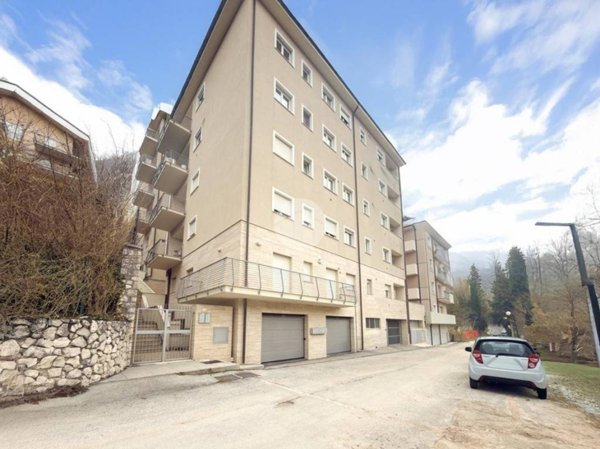 appartamento in vendita a L'Aquila in zona Centro Città