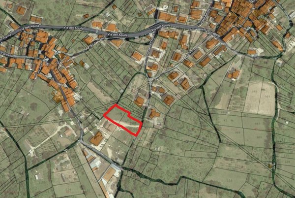 terreno edificabile in vendita a L'Aquila