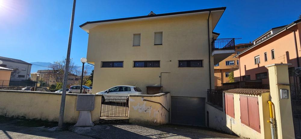 locale di sgombero in vendita a L'Aquila in zona Centro Città
