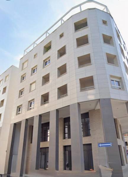 negozio in vendita a L'Aquila in zona Centro Città