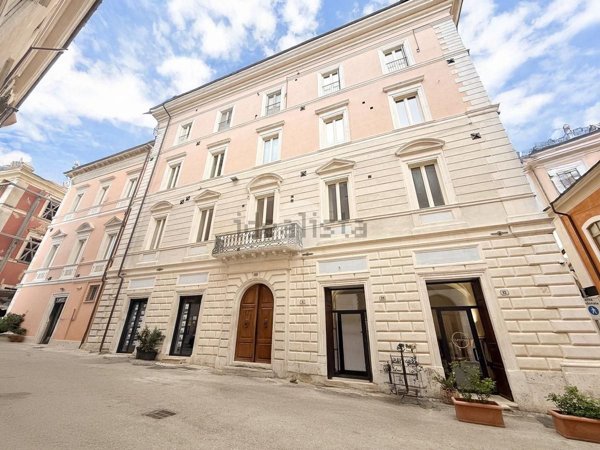 appartamento in vendita a L'Aquila in zona Centro Città