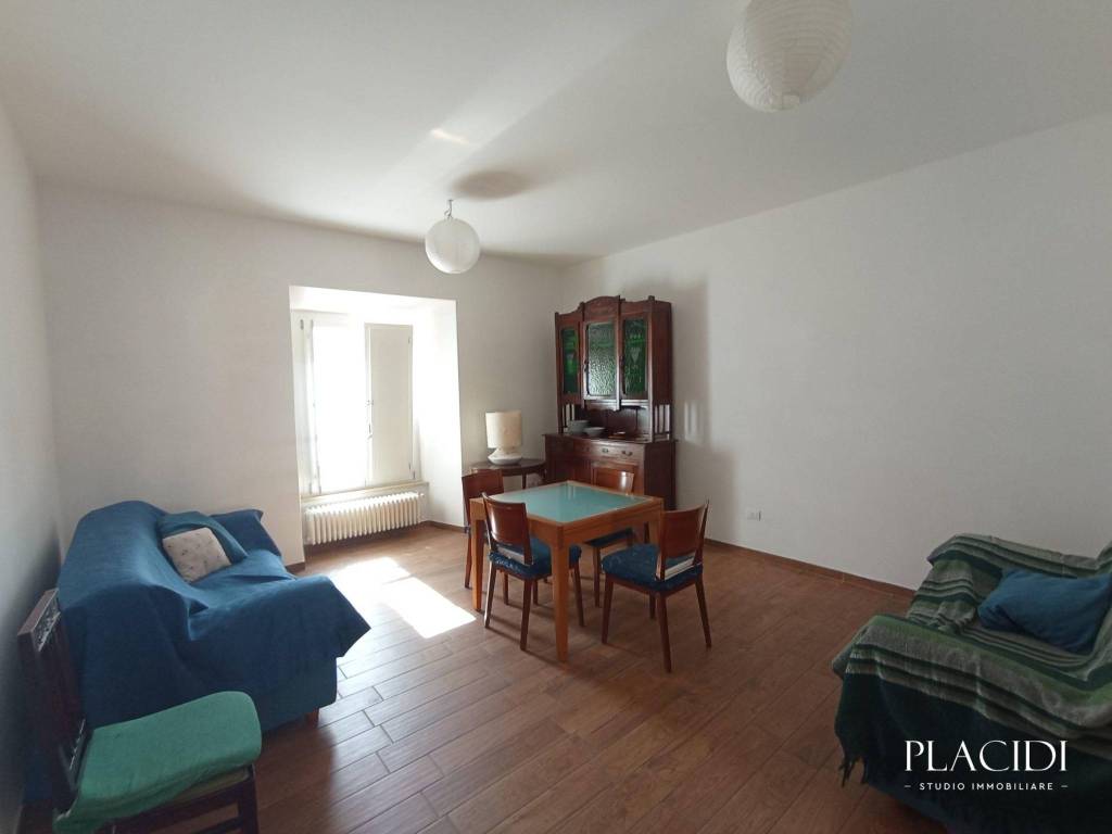 appartamento in vendita a L'Aquila in zona Centro Città