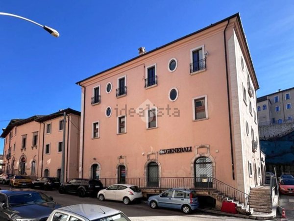 appartamento in vendita a L'Aquila in zona Centro Città