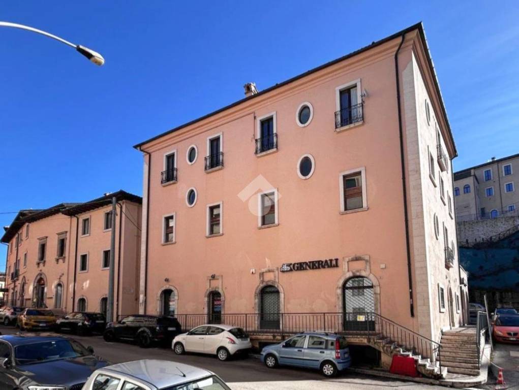 appartamento in vendita a L'Aquila in zona Centro Città