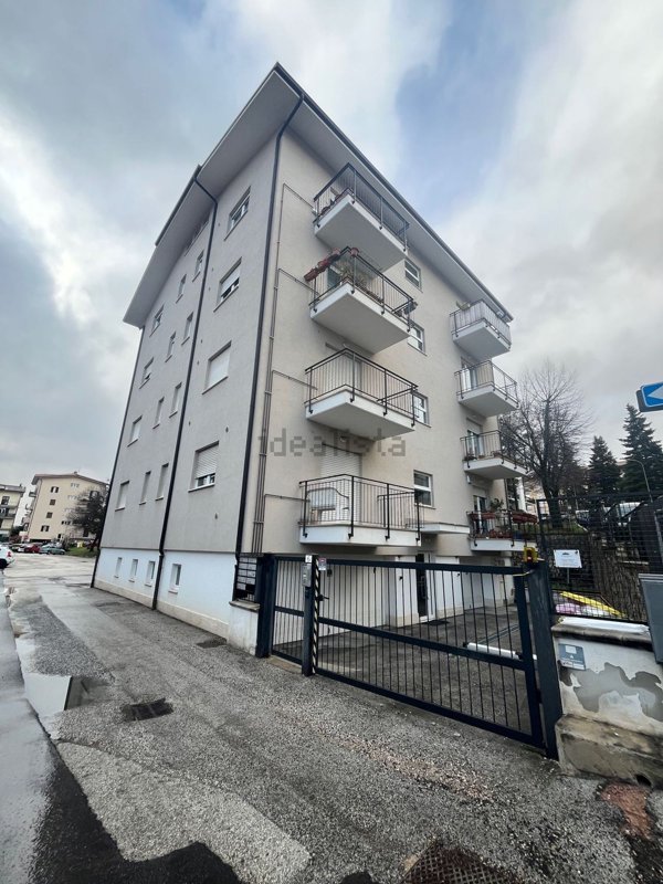 appartamento in vendita a L'Aquila in zona Torrione