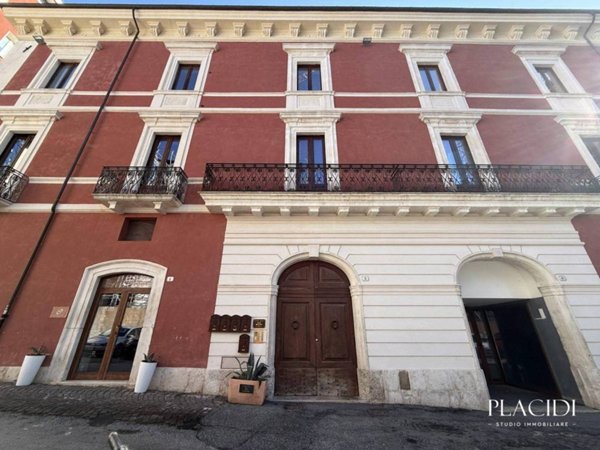 appartamento in vendita a L'Aquila in zona Centro Città