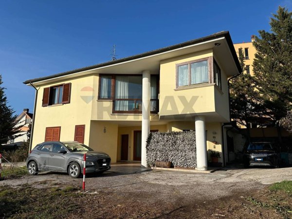 appartamento in vendita a L'Aquila in zona San Sisto