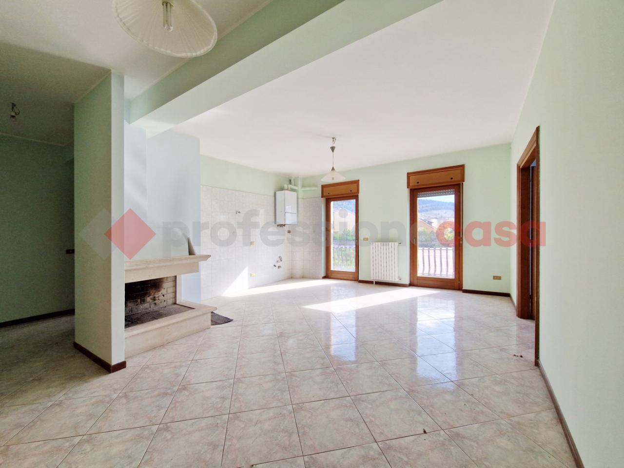 appartamento in vendita a L'Aquila in zona Torrione