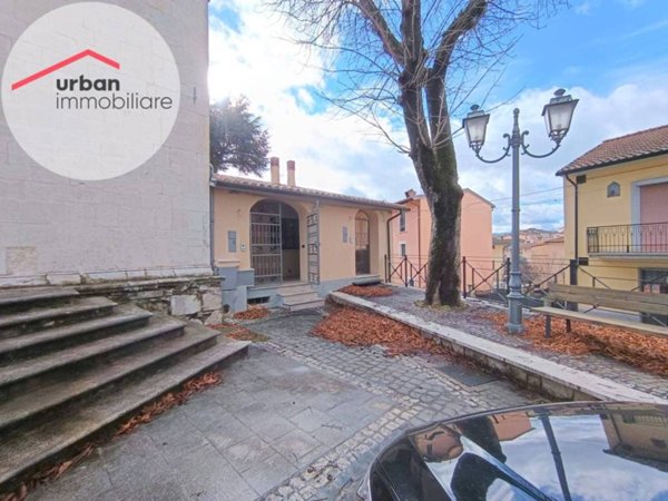 appartamento in vendita a L'Aquila in zona Assergi