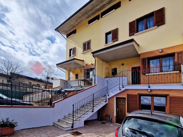 casa indipendente in vendita a L'Aquila in zona Torrione