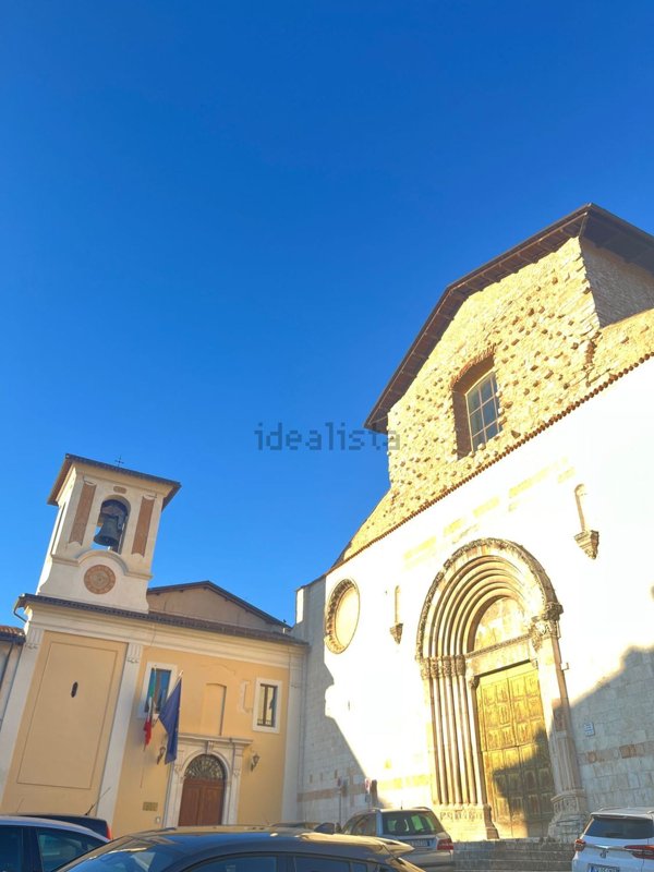 appartamento in vendita a L'Aquila in zona Centro Città