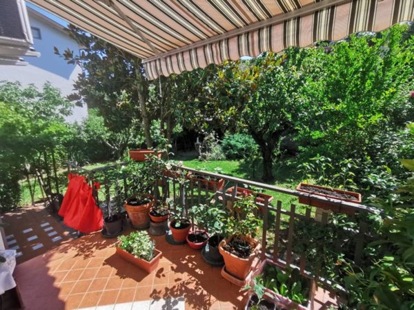 casa indipendente in vendita a L'Aquila in zona Pianola