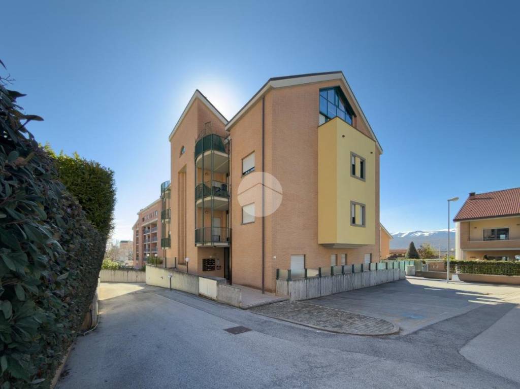 appartamento in vendita a L'Aquila in zona Pettino