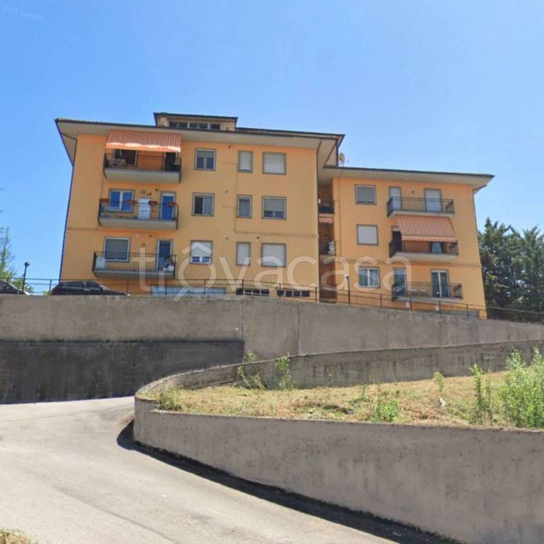 appartamento in vendita a L'Aquila in zona Coppito