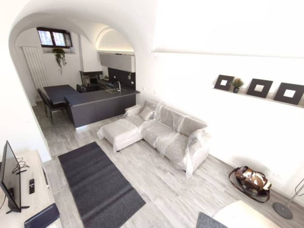 casa indipendente in vendita a L'Aquila in zona Centro Città