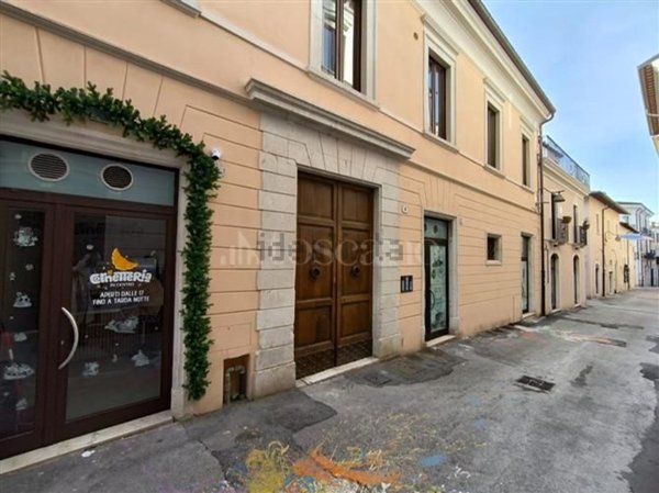 appartamento in vendita a L'Aquila in zona Centro Città