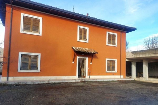 appartamento in vendita a L'Aquila in zona Sassa