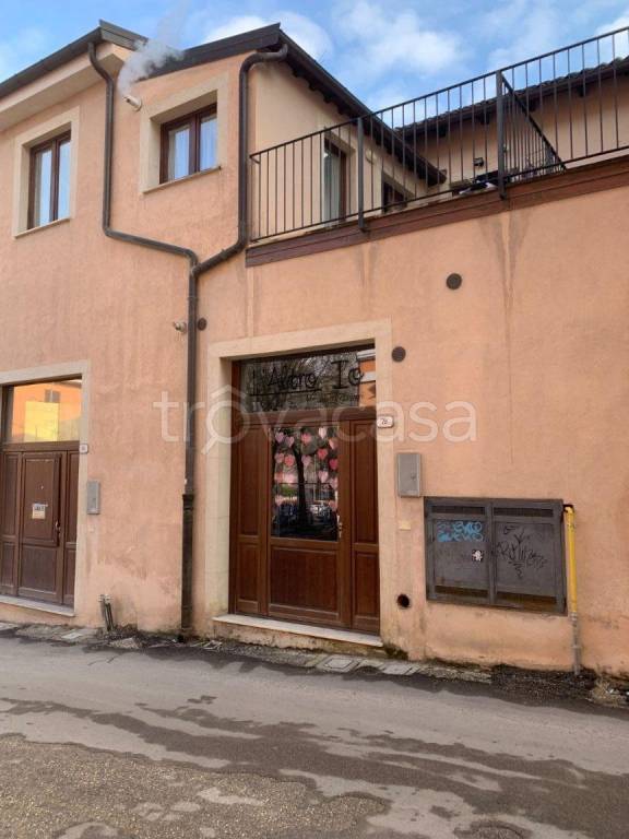 negozio in vendita a L'Aquila