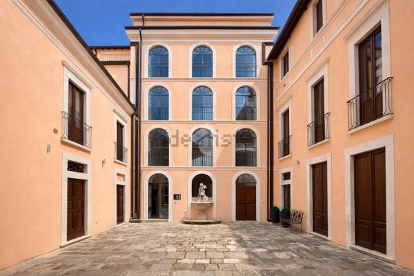 appartamento in vendita a L'Aquila in zona Centro Città