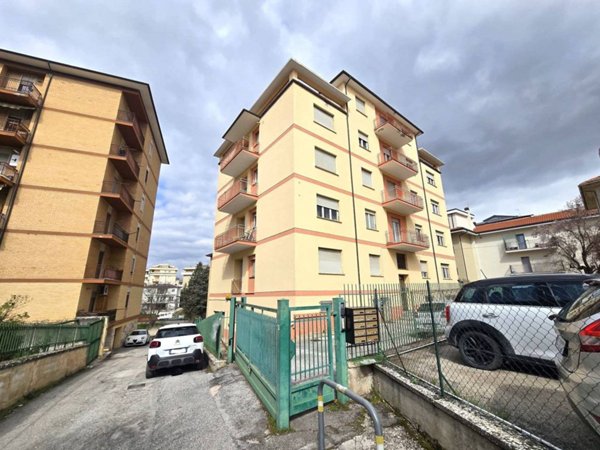 appartamento in vendita a L'Aquila in zona Torrione