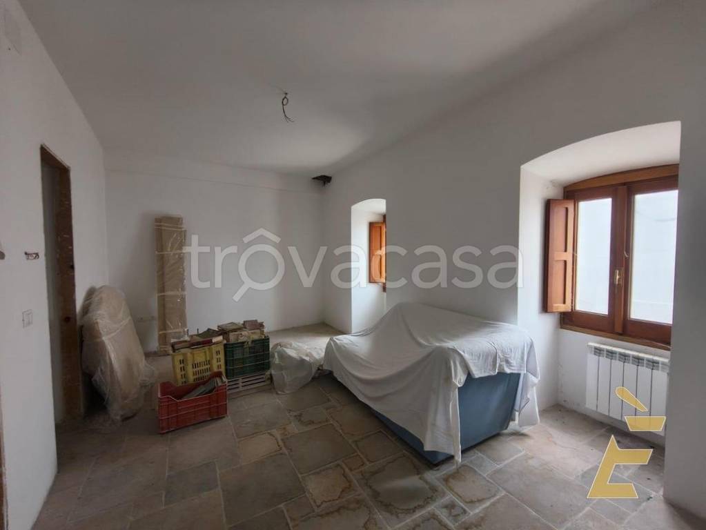 casa indipendente in vendita a L'Aquila in zona Paganica