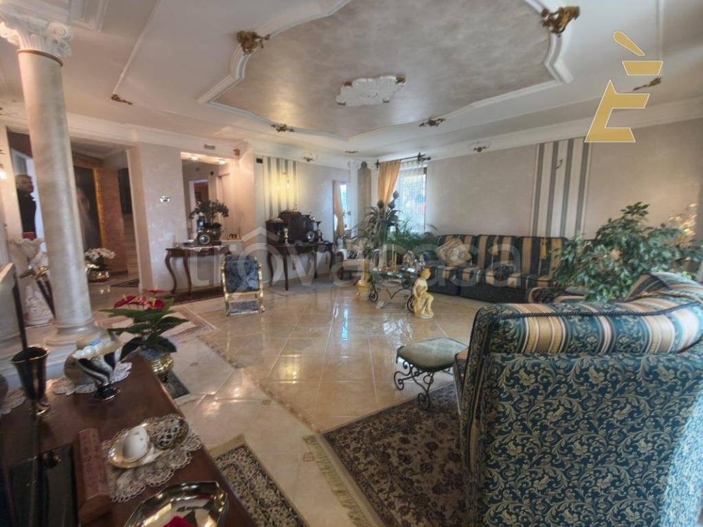 casa indipendente in vendita a L'Aquila in zona Torrione