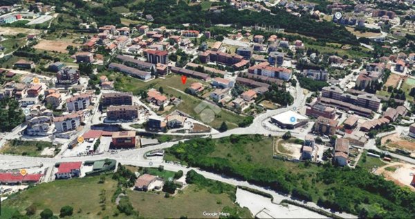 casa indipendente in vendita a L'Aquila in zona Palombara