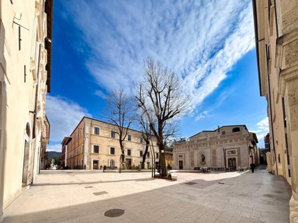 appartamento in vendita a L'Aquila in zona Centro Città