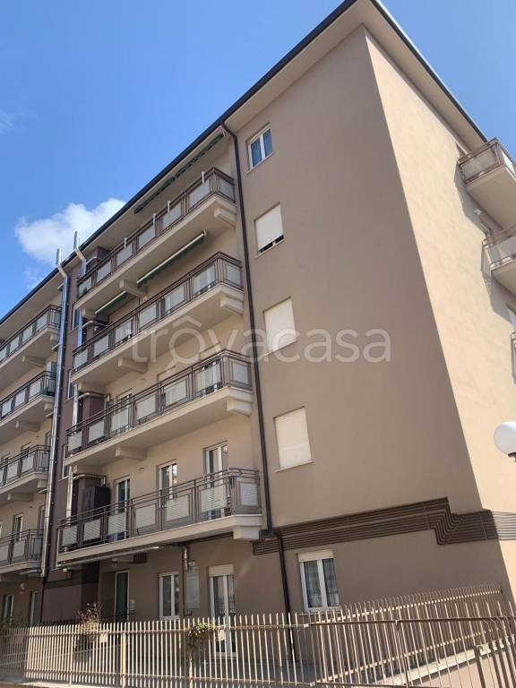 appartamento in vendita a L'Aquila in zona San Sisto