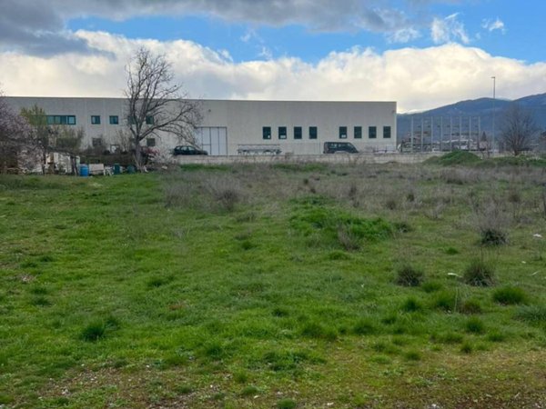 terreno edificabile in vendita a L'Aquila in zona Monticchio/frazione Bagno