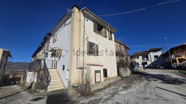 appartamento in vendita a L'Aquila in zona Palombaia di Sassa