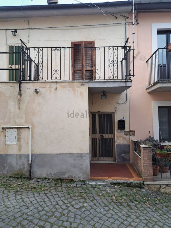 appartamento in vendita a L'Aquila in zona Colle Di Sassa