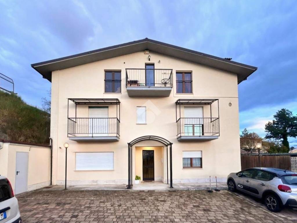 appartamento in vendita a L'Aquila in zona San Sisto
