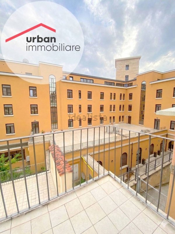 appartamento in vendita a L'Aquila in zona Centro Città