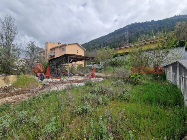 casa indipendente in vendita a L'Aquila in zona Cansatessa