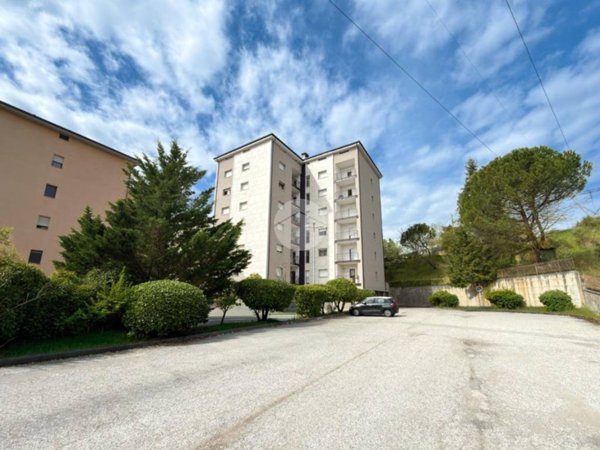 appartamento in vendita a L'Aquila in zona San Sisto