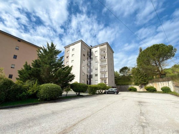 appartamento in vendita a L'Aquila in zona San Sisto